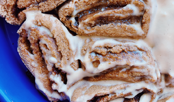 Vegan & Gluten-Free Cinnamon Rolls with a Maple-Cashew Icing