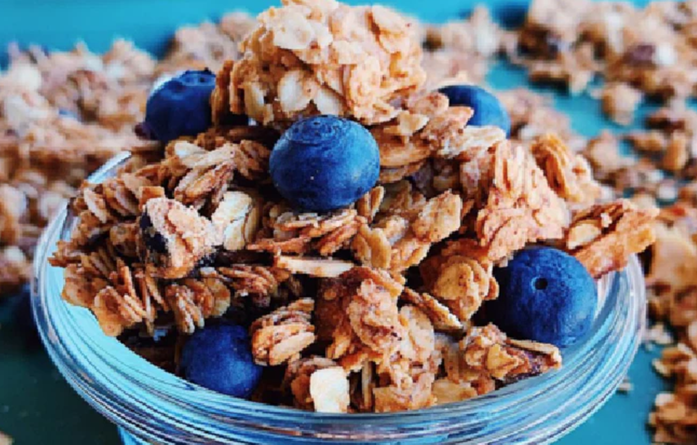 Happy Day Brands Maple Pecan Granola