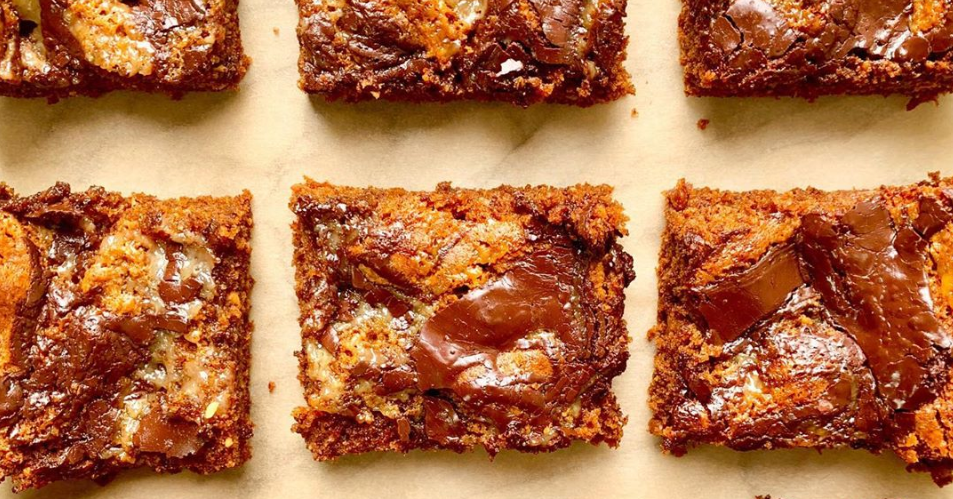 Chocolate Caramel Swirl Blondies