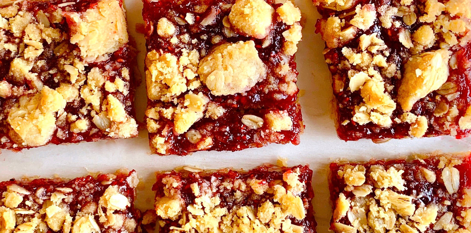 Raspberry Oatmeal Crumble Bars
