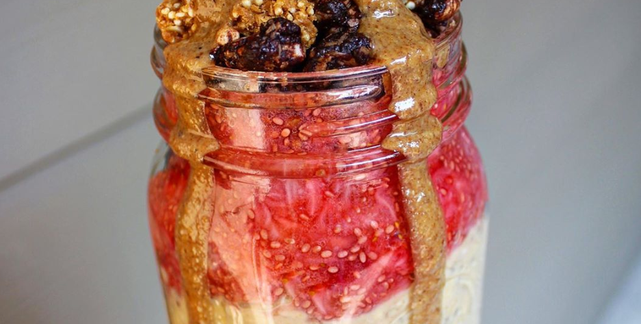 Strawberry Chia Oats