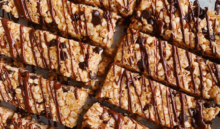 Chocolate Chip Crispy Oat Bars